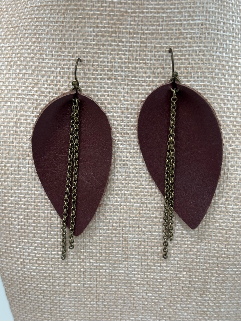 Women's Leather Teardrop Dangle Earrings - Burgundy